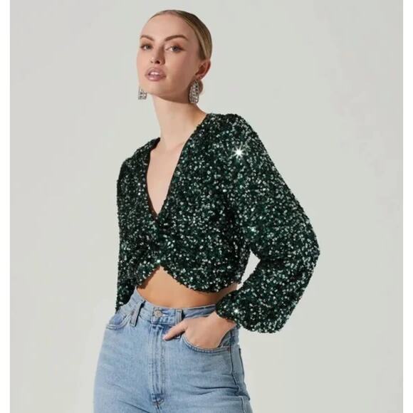 ASTR The Label Nix Sequin V-Neck Green Crop Top Blouse Long Sleeve Bling Sz M - Picture 8 of 10